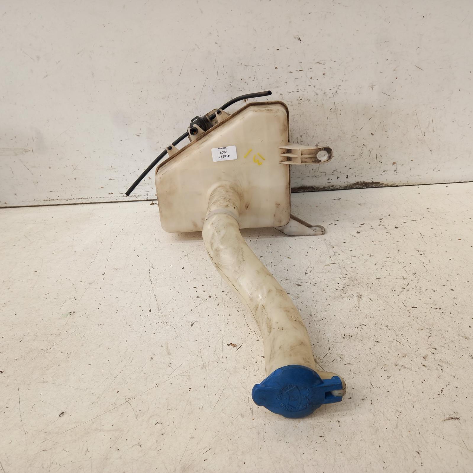 View Auto part Washer Bottle Hyundai Tucson 2007