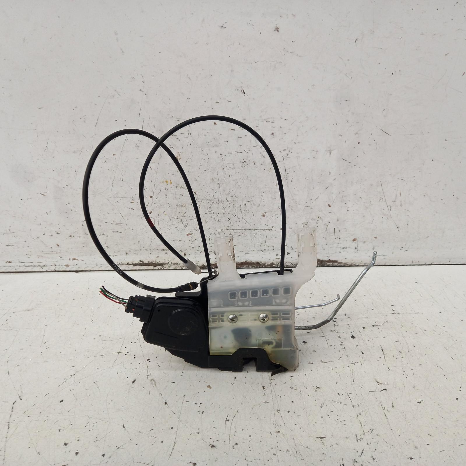 View Auto part Door/Boot/Gate Lock Hyundai Tucson 2007