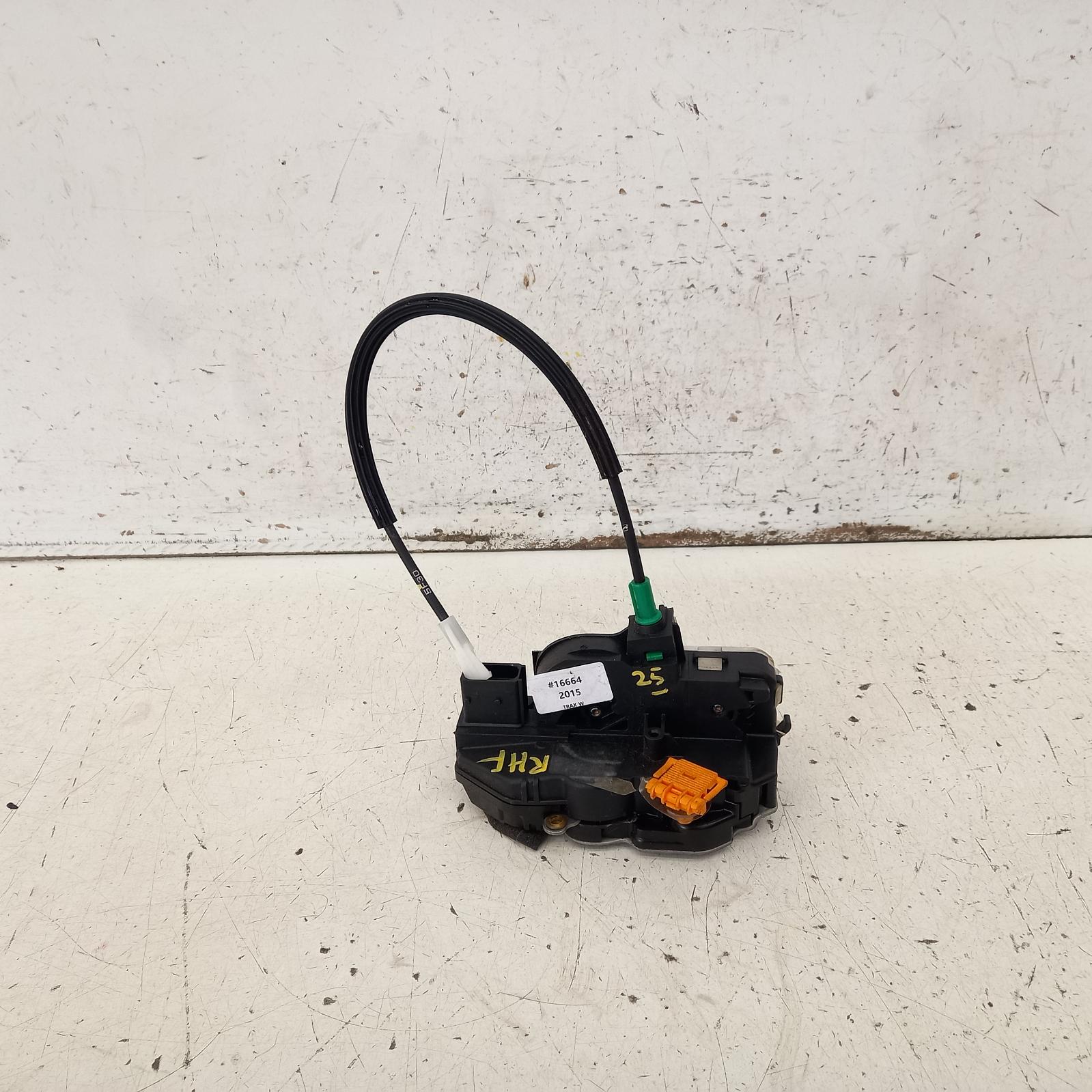 View Auto part Door/Boot/Gate Lock Holden Trax 2015