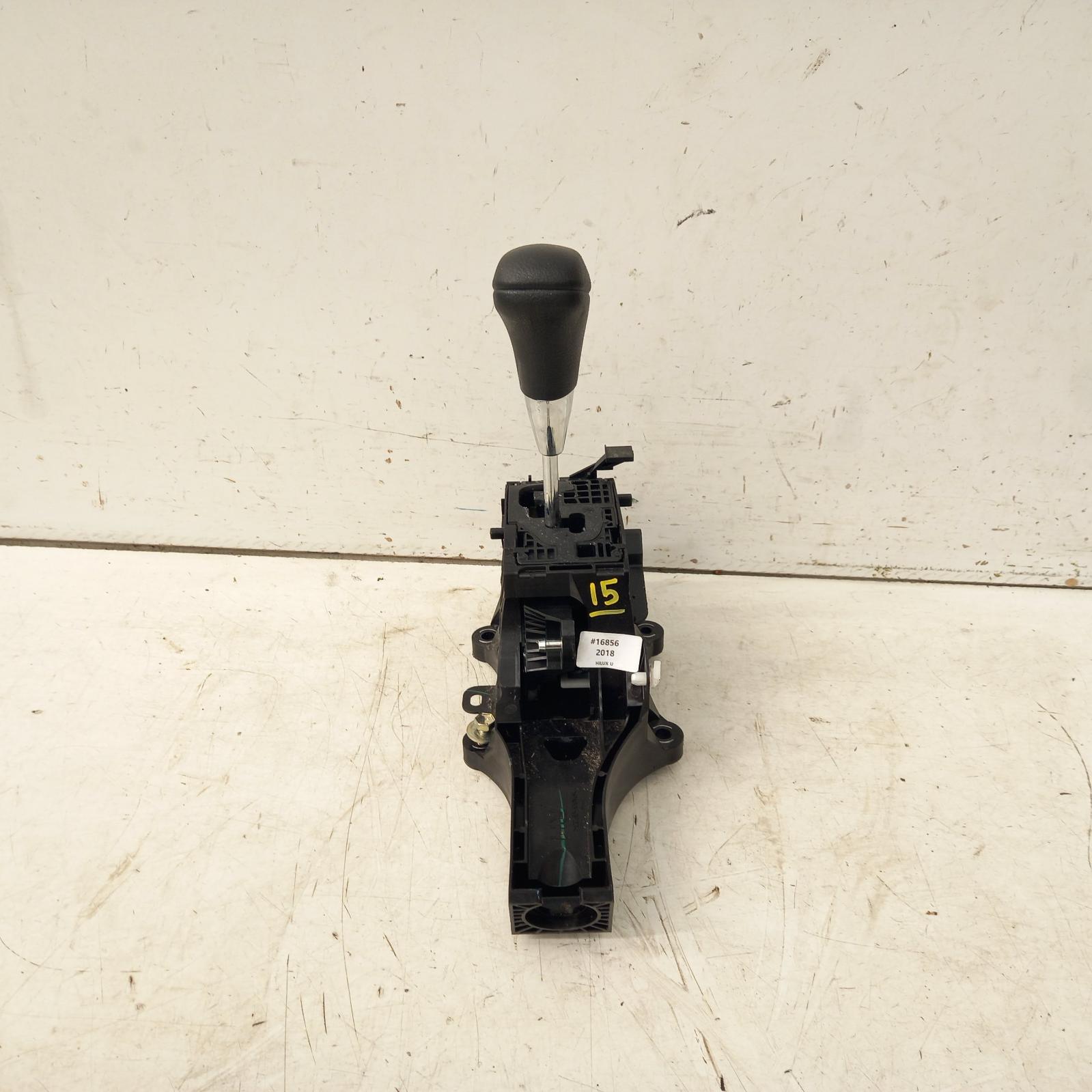 View Auto part Gear Stick/Shifter Toyota Hilux 2018
