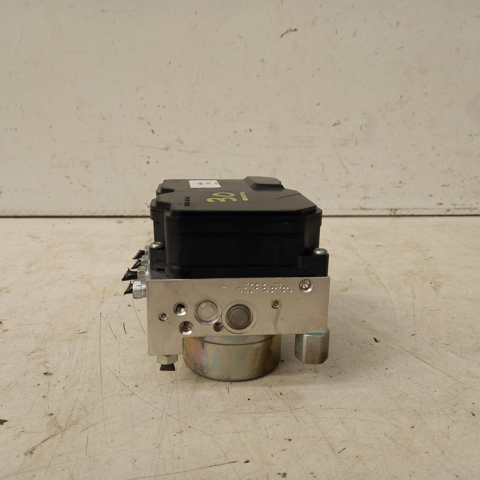 View Auto part Abs Pump/Modulator Toyota Hilux 2018