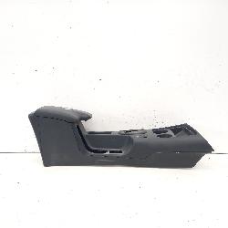 View Auto part Console Toyota Hilux 2019