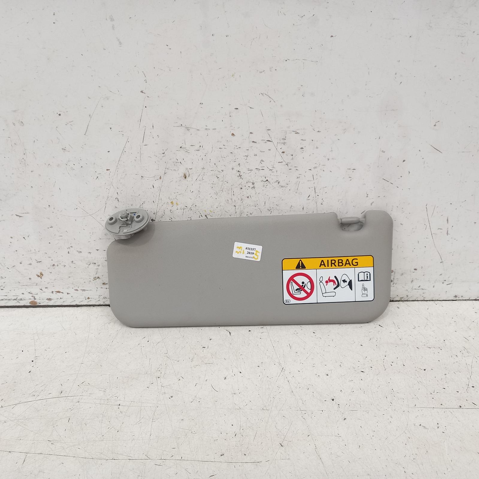 View Auto part Sunvisor Toyota Hilux 2019