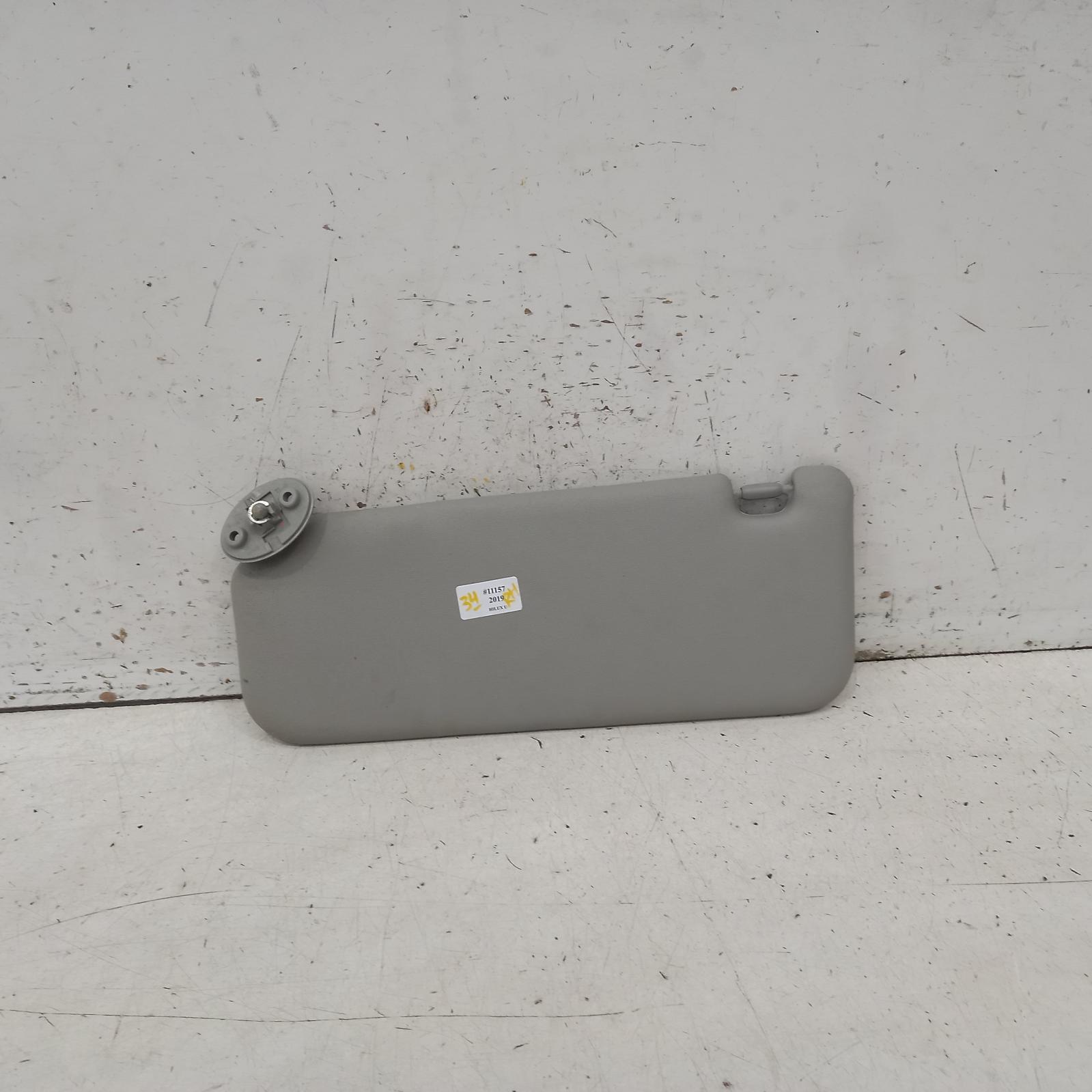 View Auto part Sunvisor Toyota Hilux 2019