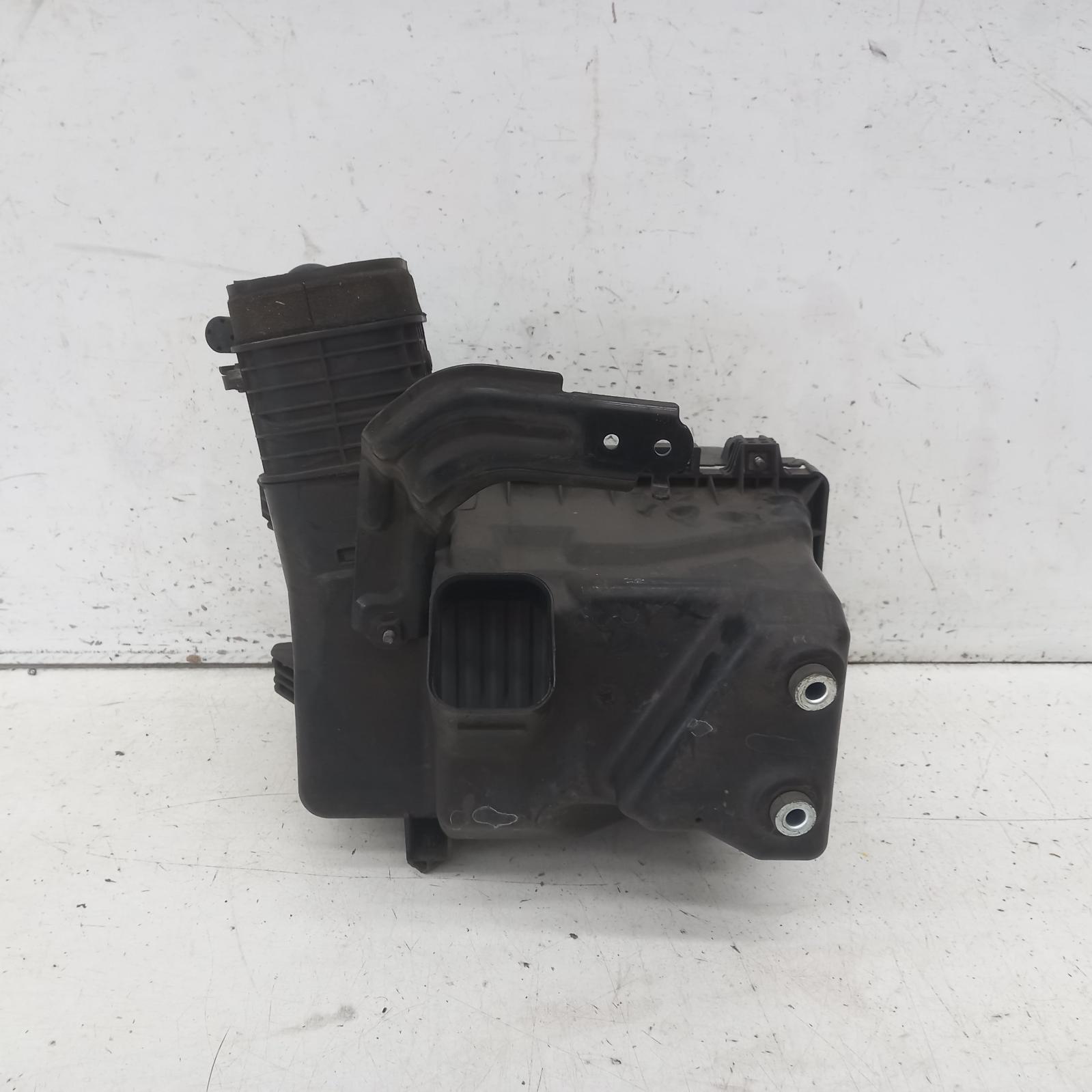 View Auto part Air Cleaner/Box Toyota Kluger 2007