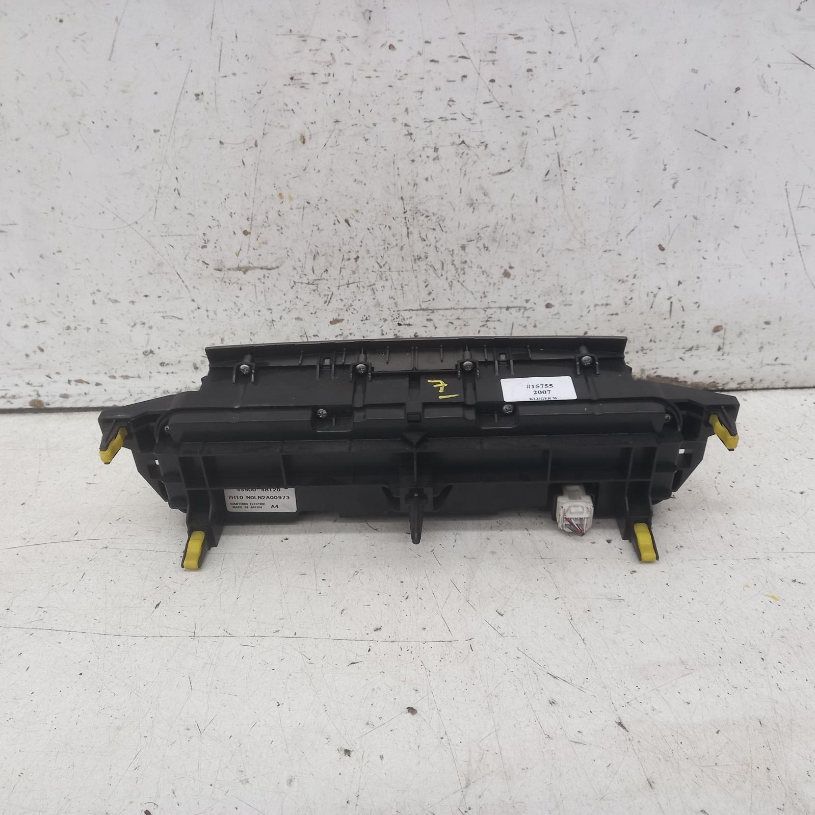View Auto part Heater/Ac Controls Toyota Kluger 2007