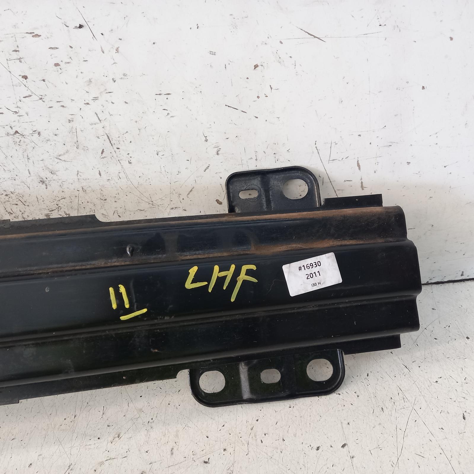 View Auto part F/Bar Reinforc/Brack Hyundai I30 2011