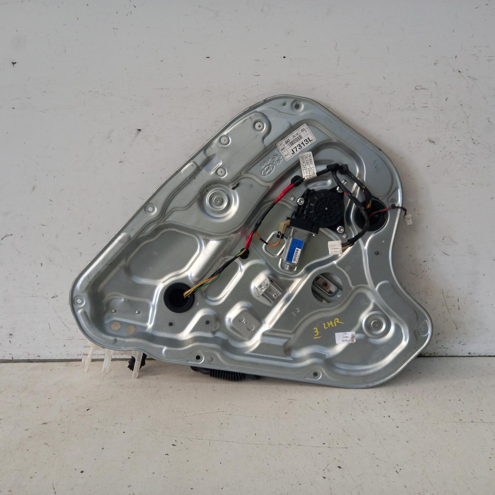View Auto part Left Rear Wnd Reg/Motor Hyundai I30 2011