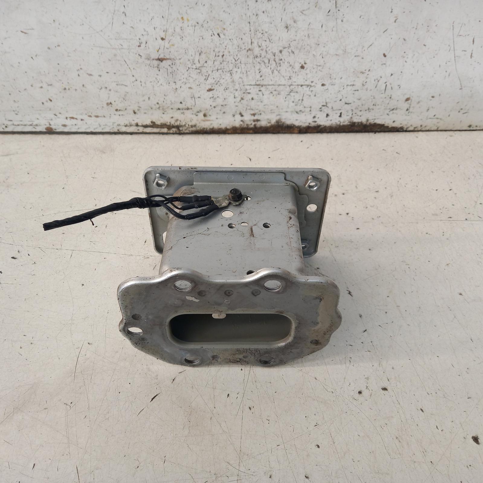 View Auto part F/Bar Reinforc/Brack Hyundai I30 2011