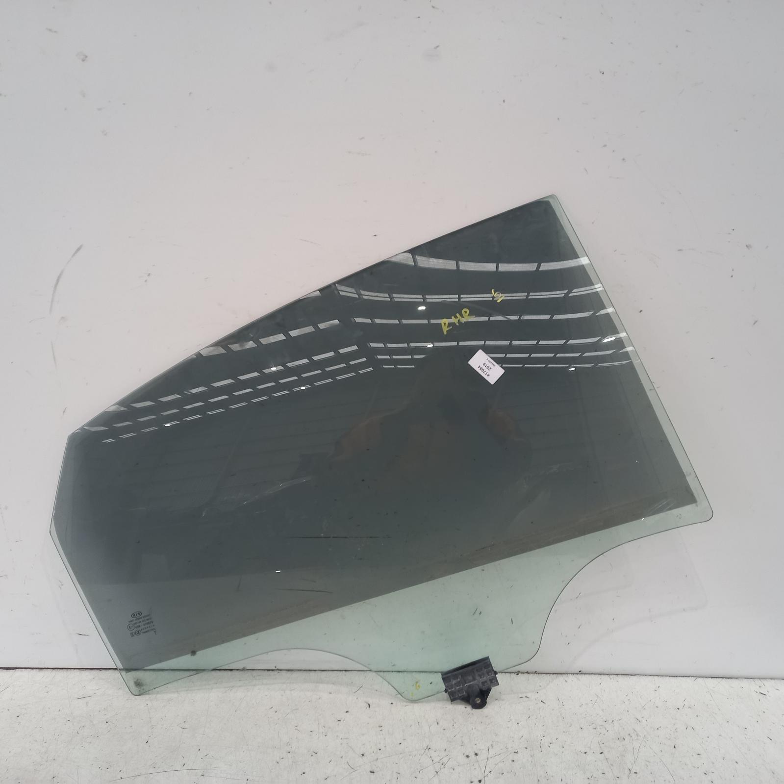 View Auto part Right Rear Door Window Kia Cerato 2019