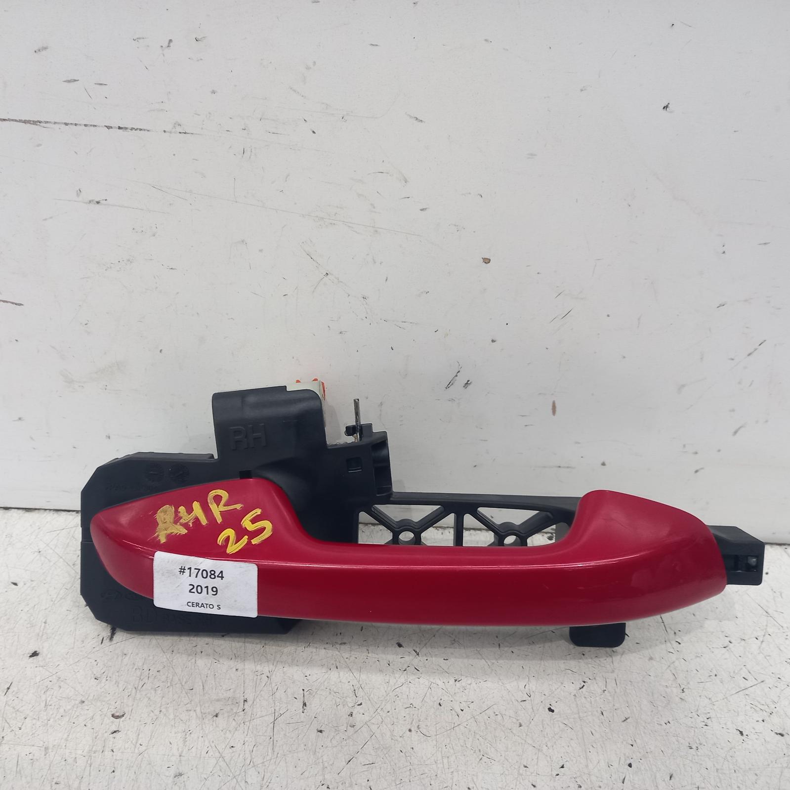 View Auto part Door Handle Kia Cerato 2019