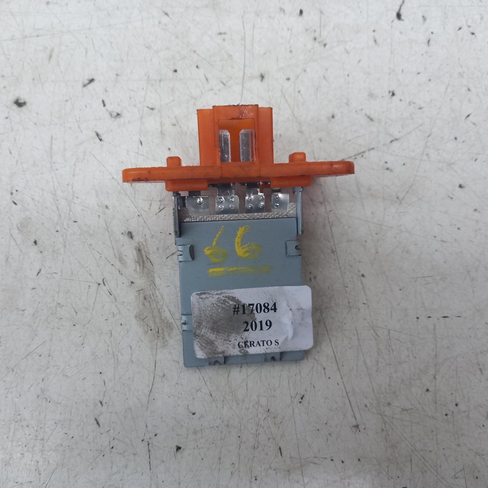 View Auto part Fan Speed Resistor Kia Cerato 2019
