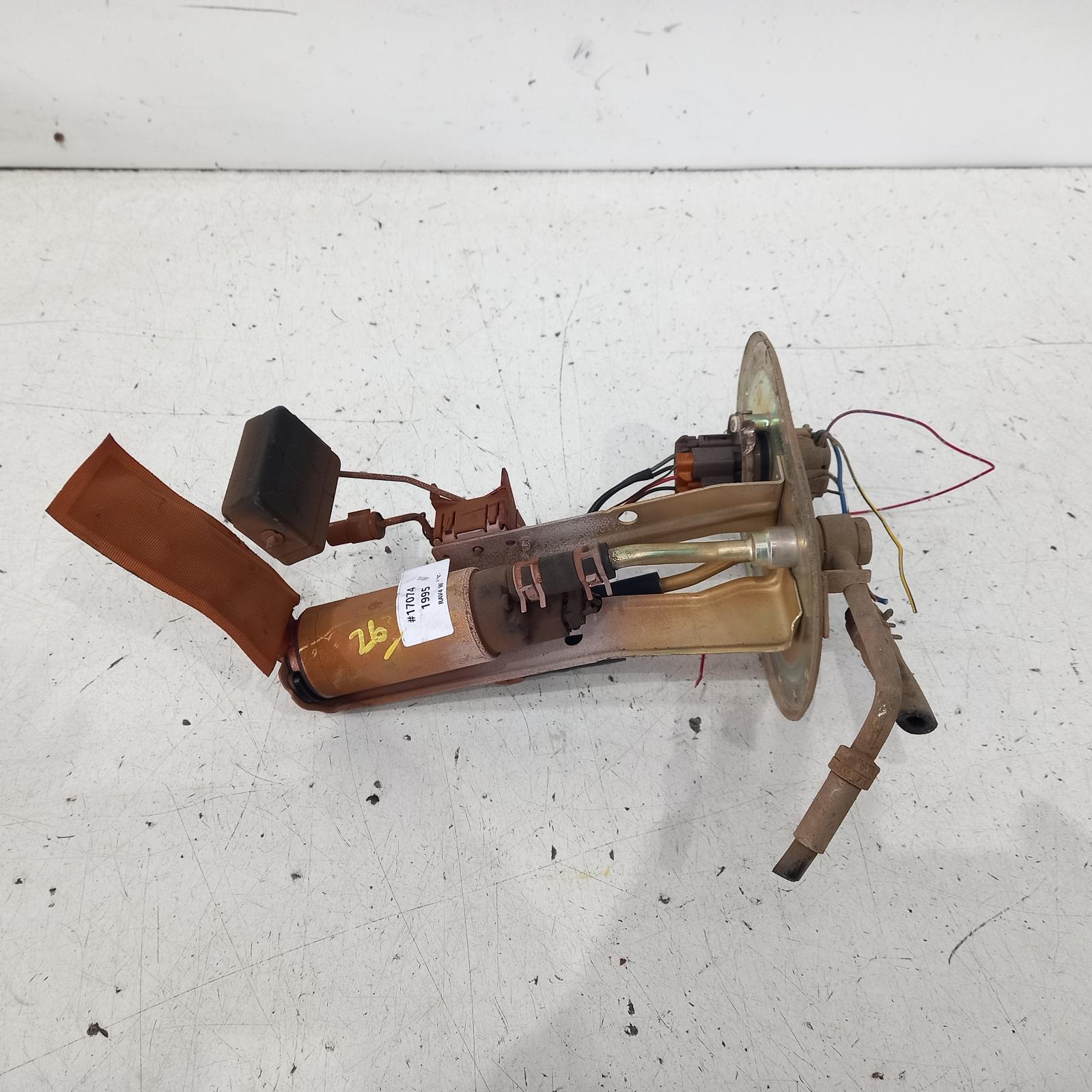 View Auto part Fuel Sending Unit Toyota Rav4 1995