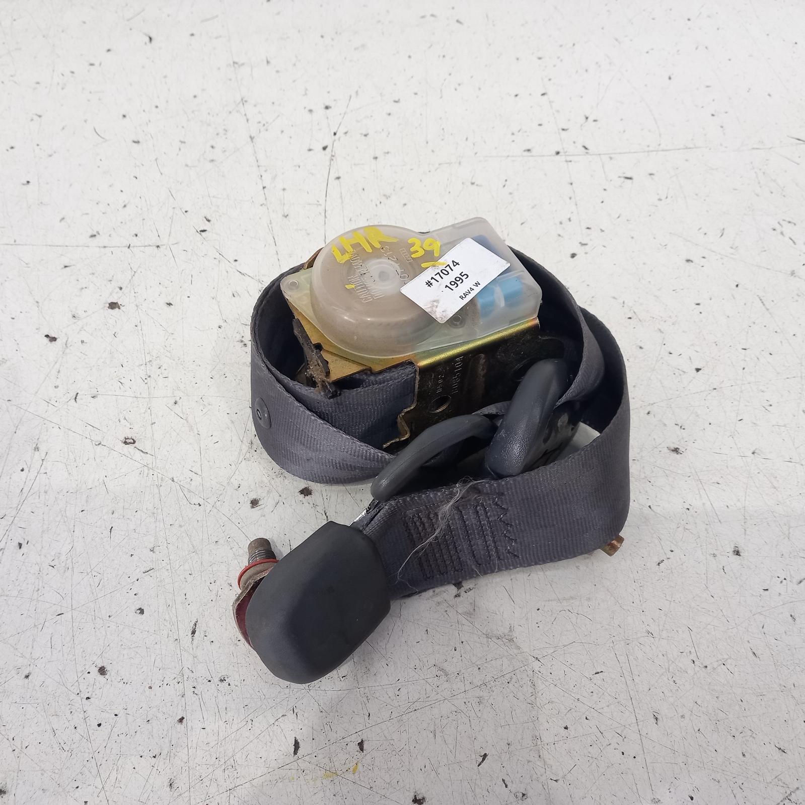 View Auto part Seatbelt/Stalk Toyota Rav4 1995