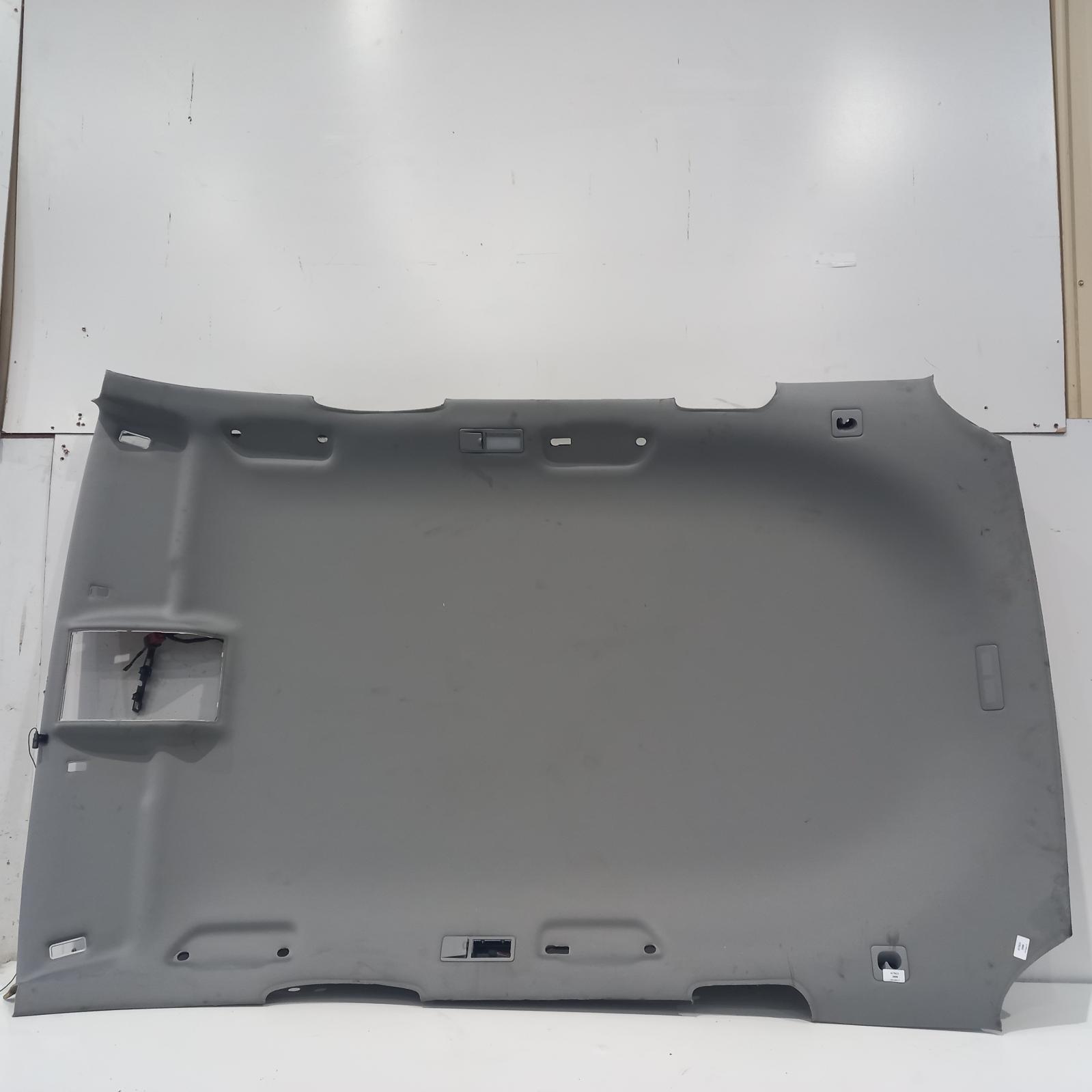 View Auto part Hoodlining Volkswagen Touareg 2008