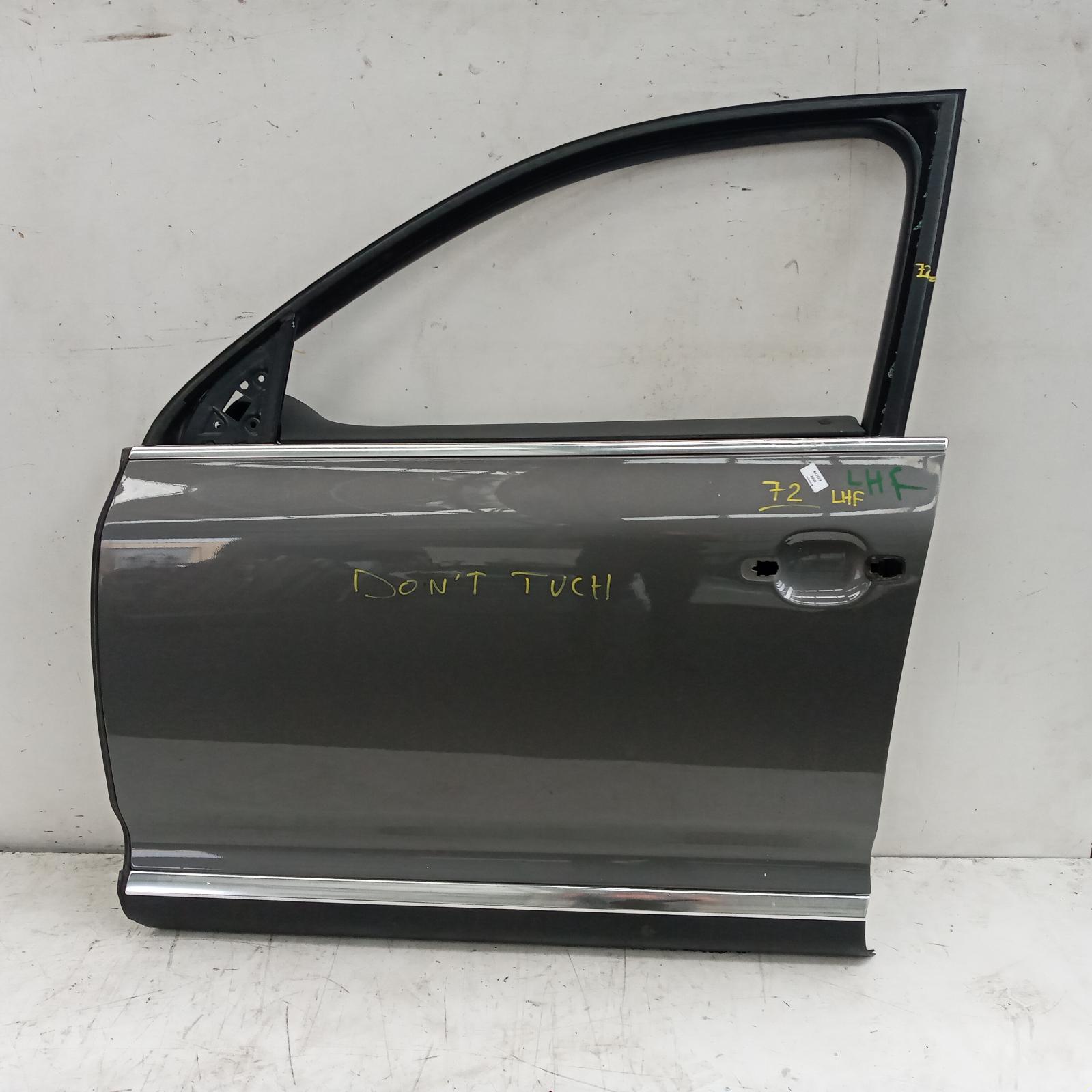 View Auto part Left Front Door Volkswagen Touareg 2008