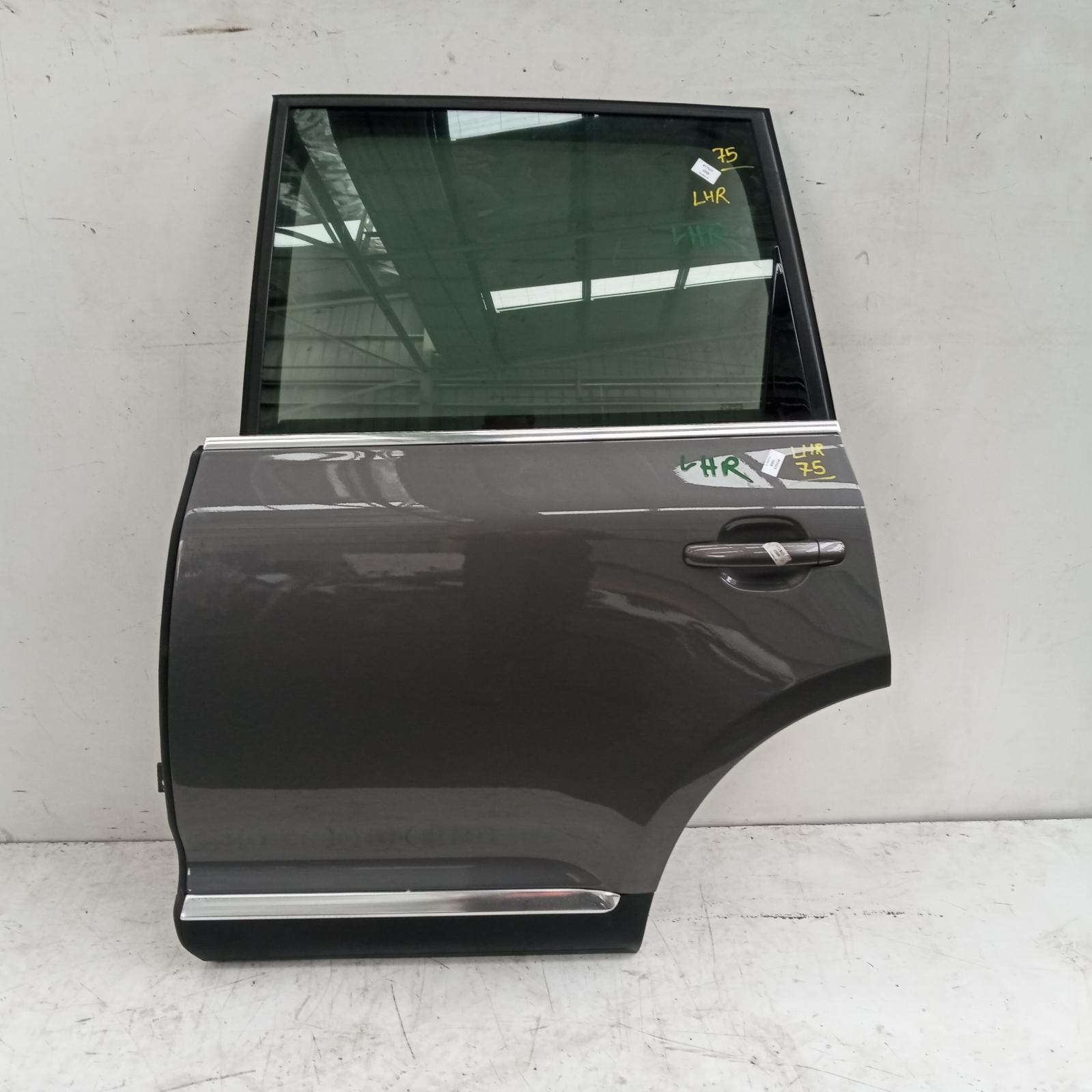 View Auto part Left Rear Door/Sliding Volkswagen Touareg 2008