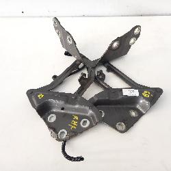 View Auto part Bonnet Hinge/Strut Volkswagen Touareg 2008