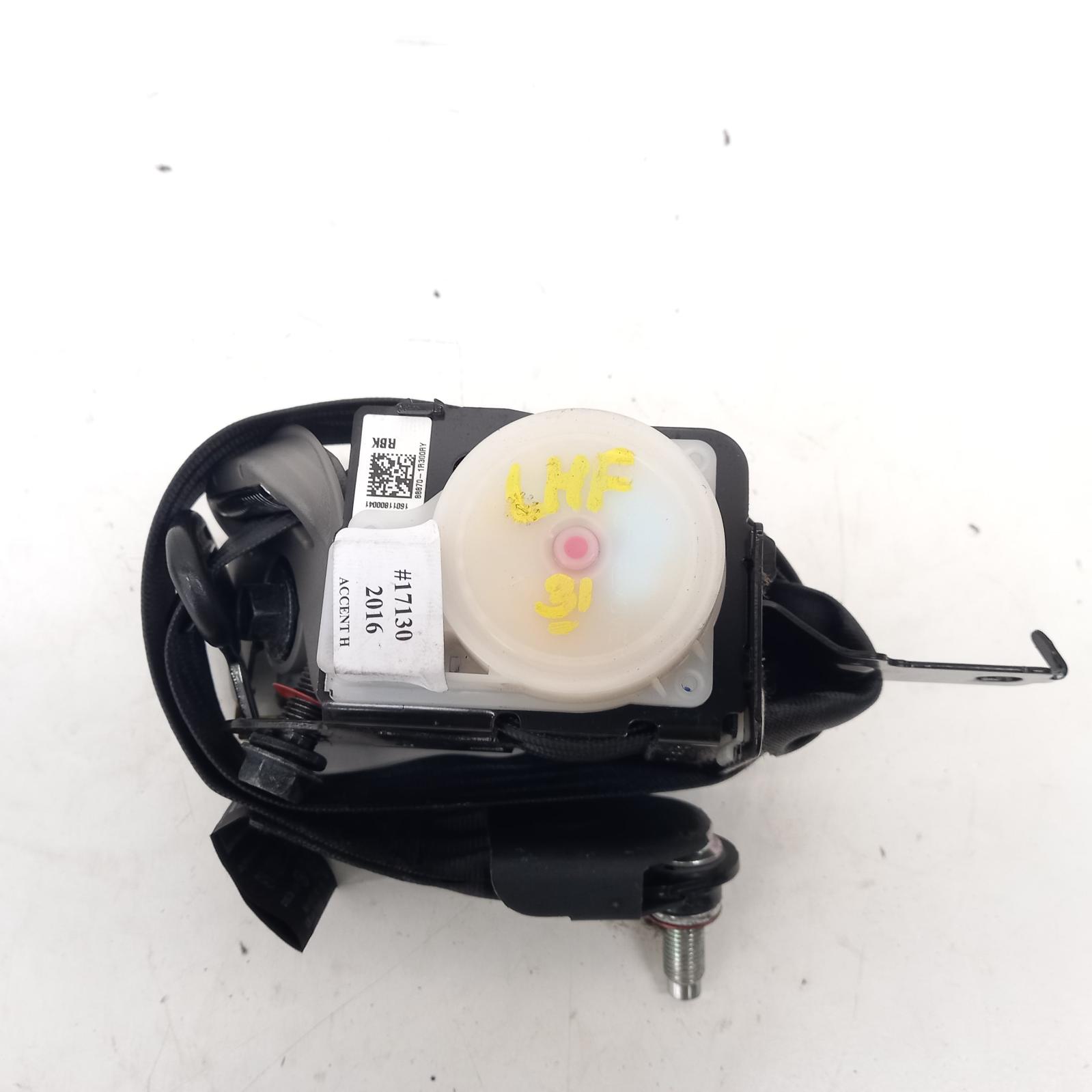 View Auto part Seatbelt/Stalk Hyundai Accent 2016