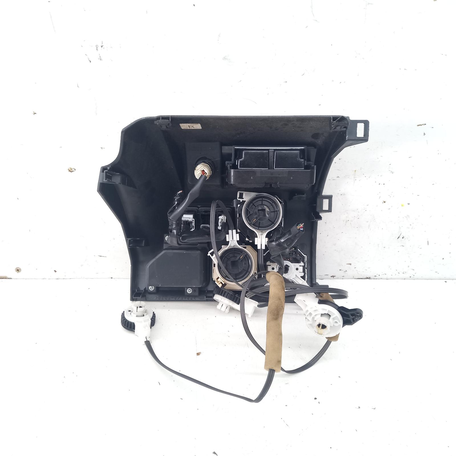 Heater/Ac Controls Hiace Toyota 2018