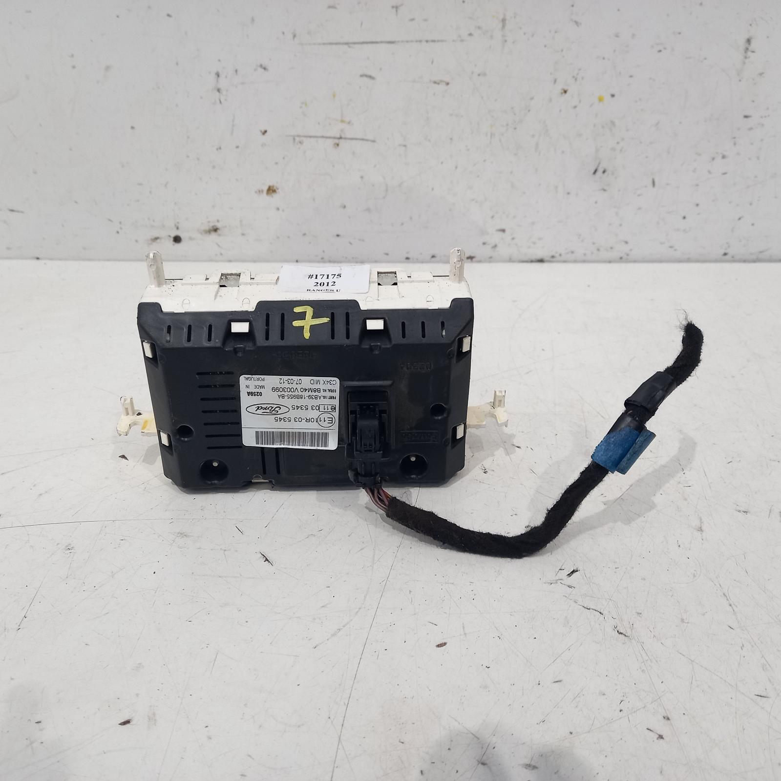 View Auto part Radio/Cd/Dvd/Sat/Tv Ford Ranger 2012