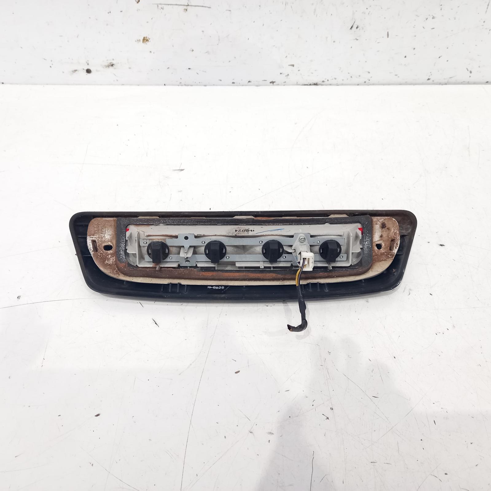 View Auto part High Level Stoplight Ford Ranger 2012