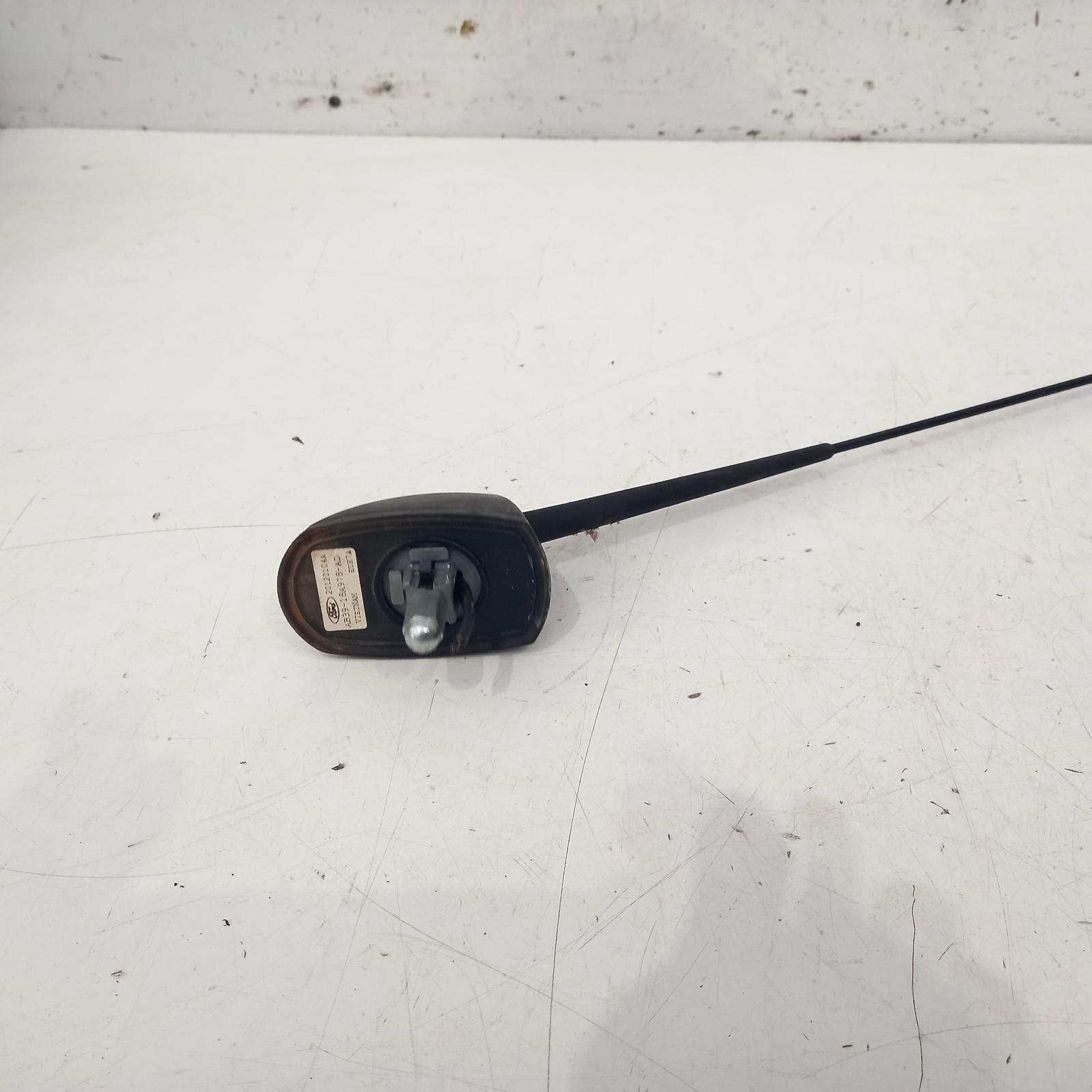 View Auto part Antenna Ford Ranger 2012