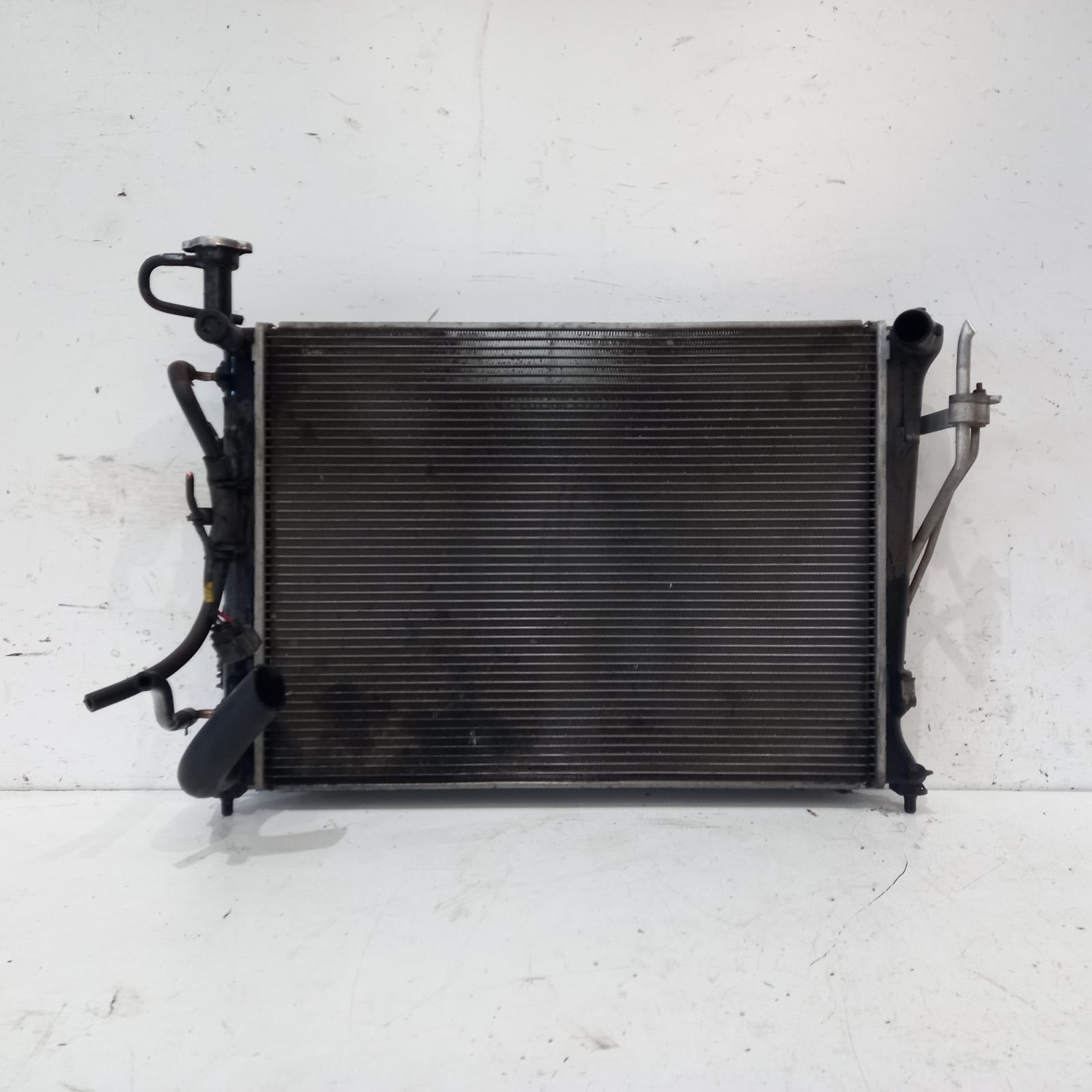 View Auto part Radiator Kia Cerato 2010