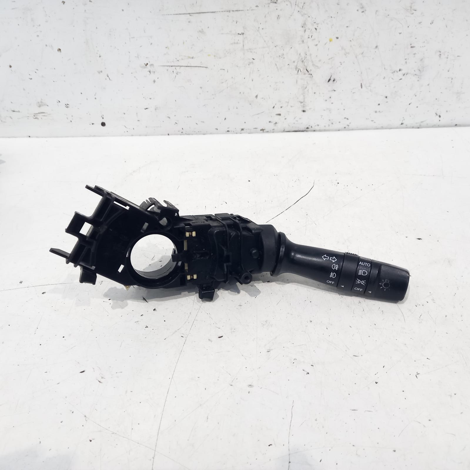 2010 Kia Cerato Combination Switch View Auto part Combination Switch Kia Cerato 2010
