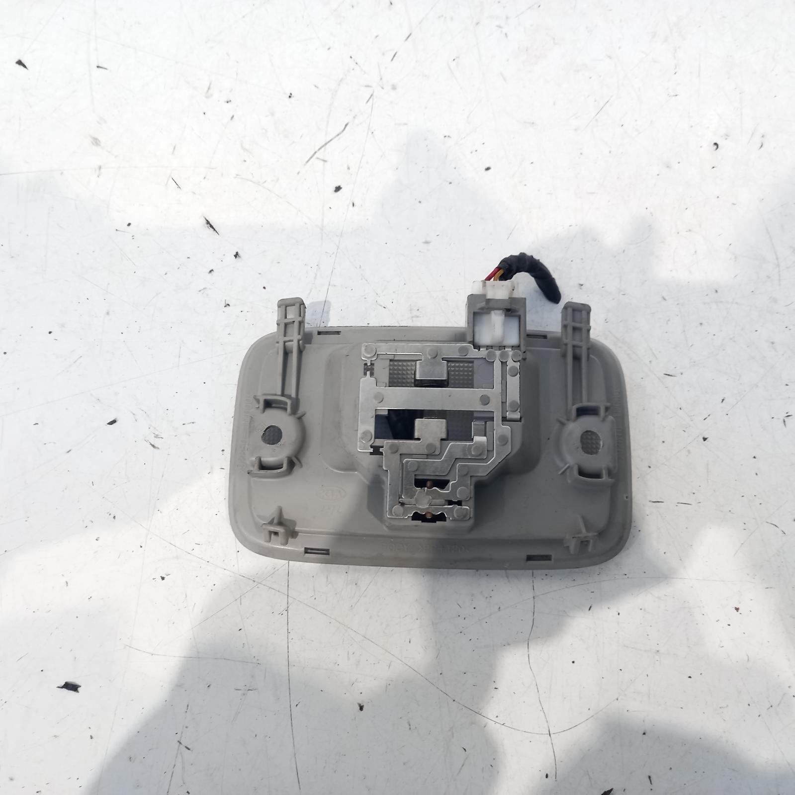 2010 Kia Cerato Courtesy Light View Auto part Courtesy Light Kia Cerato 2010