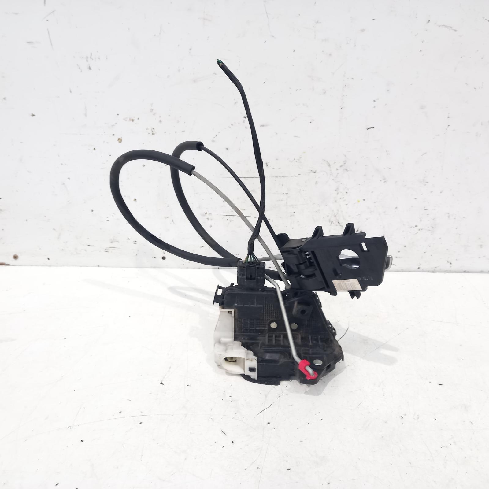 2010 Kia Cerato Door/Boot/Gate Lock View Auto part Door/Boot/Gate Lock Kia Cerato 2010