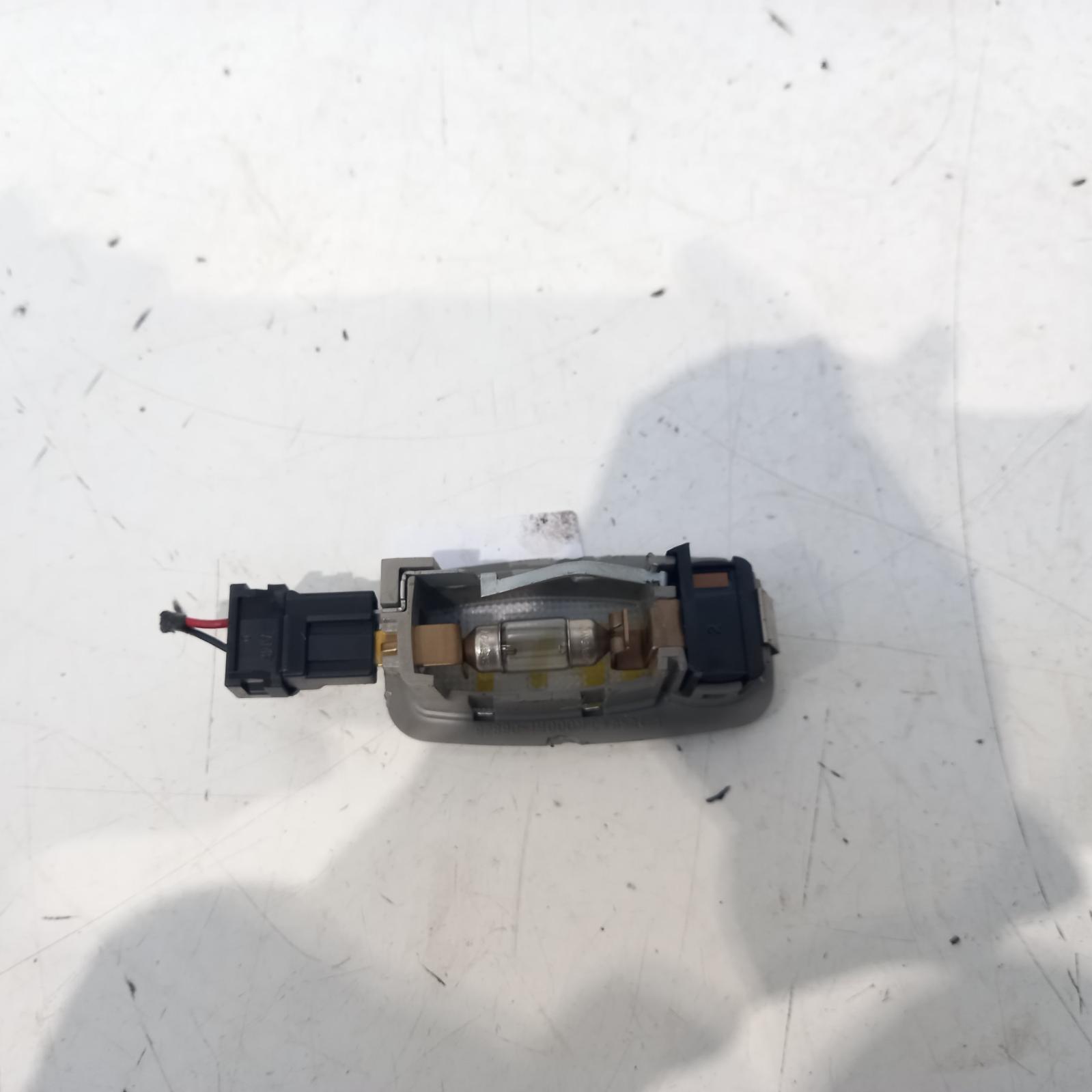 2010 Kia Cerato Courtesy Light View Auto part Courtesy Light Kia Cerato 2010