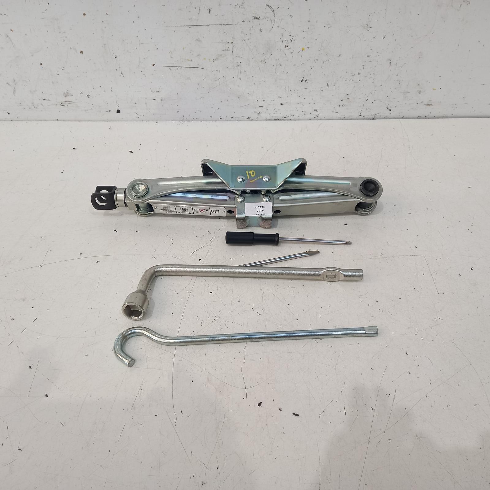 2016 Honda Accord Jack View Auto part Jack Honda Accord 2016