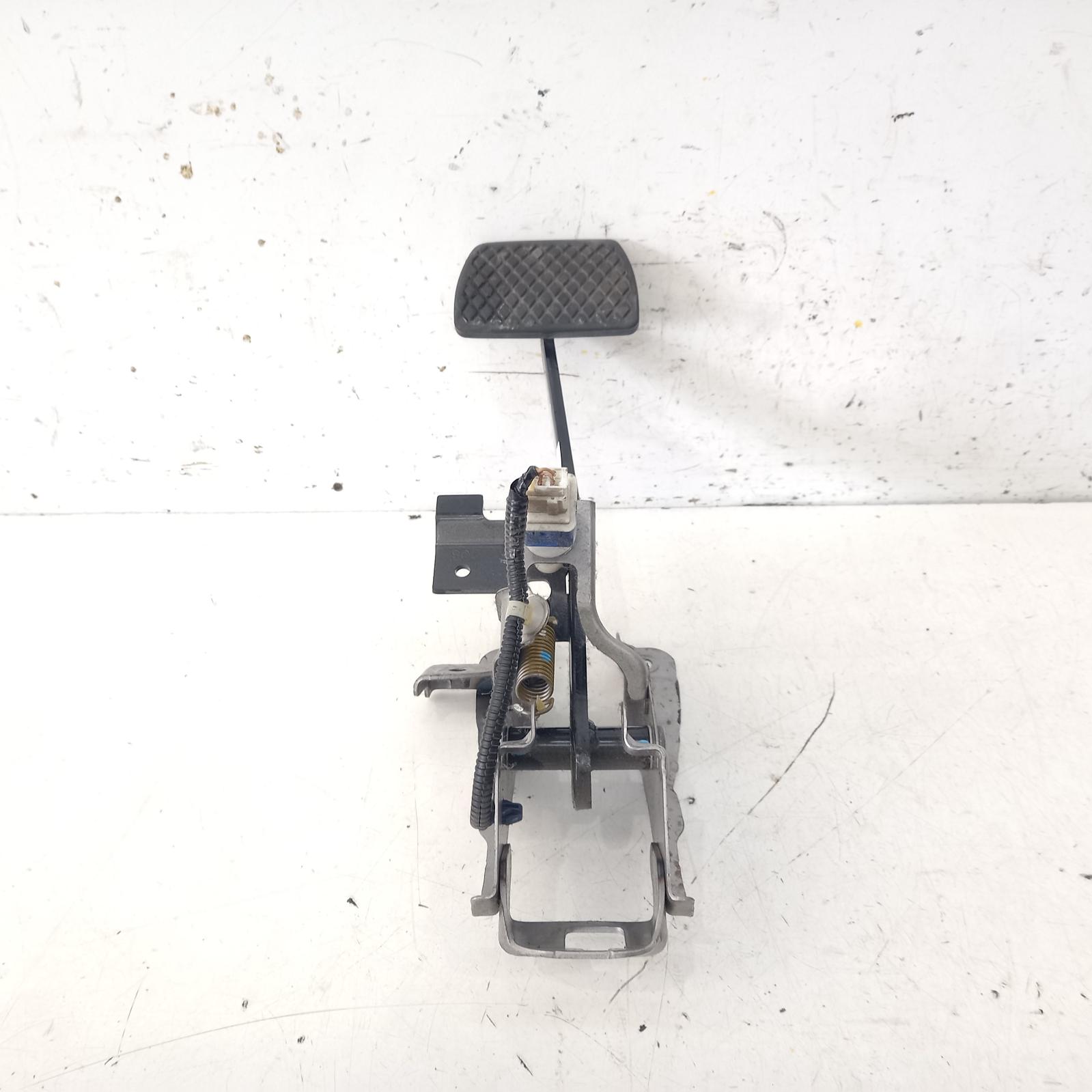 View Auto part Pedal Assembly Honda Accord 2016