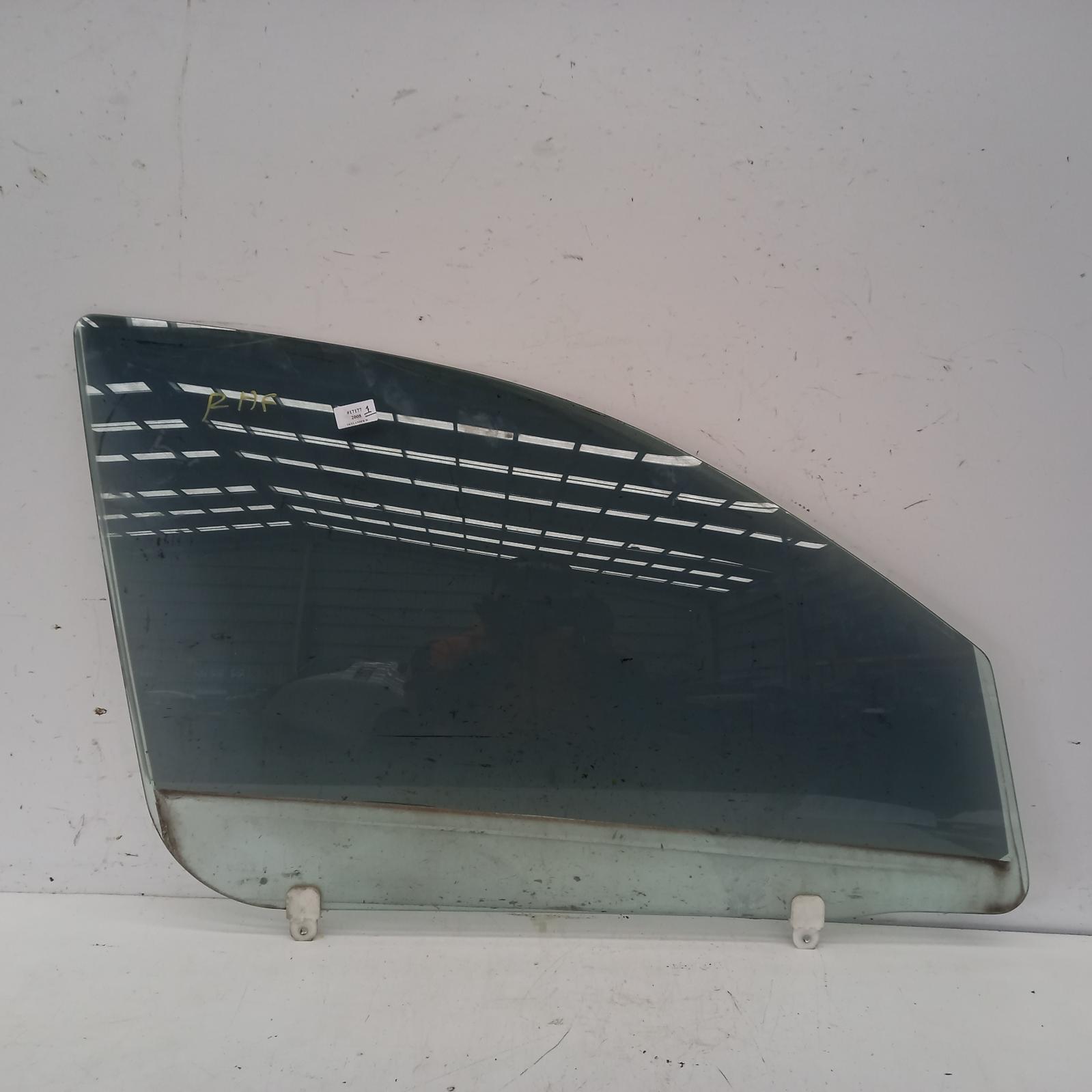 View Auto part Right Front Door Window Mitsubishi Outlander 2008