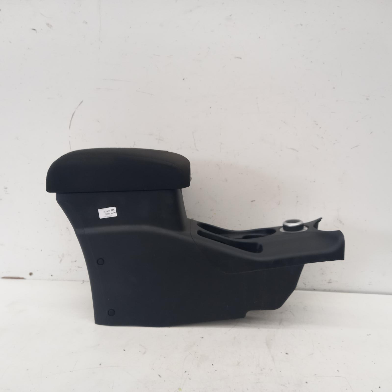 View Auto part Console Mitsubishi Outlander 2008