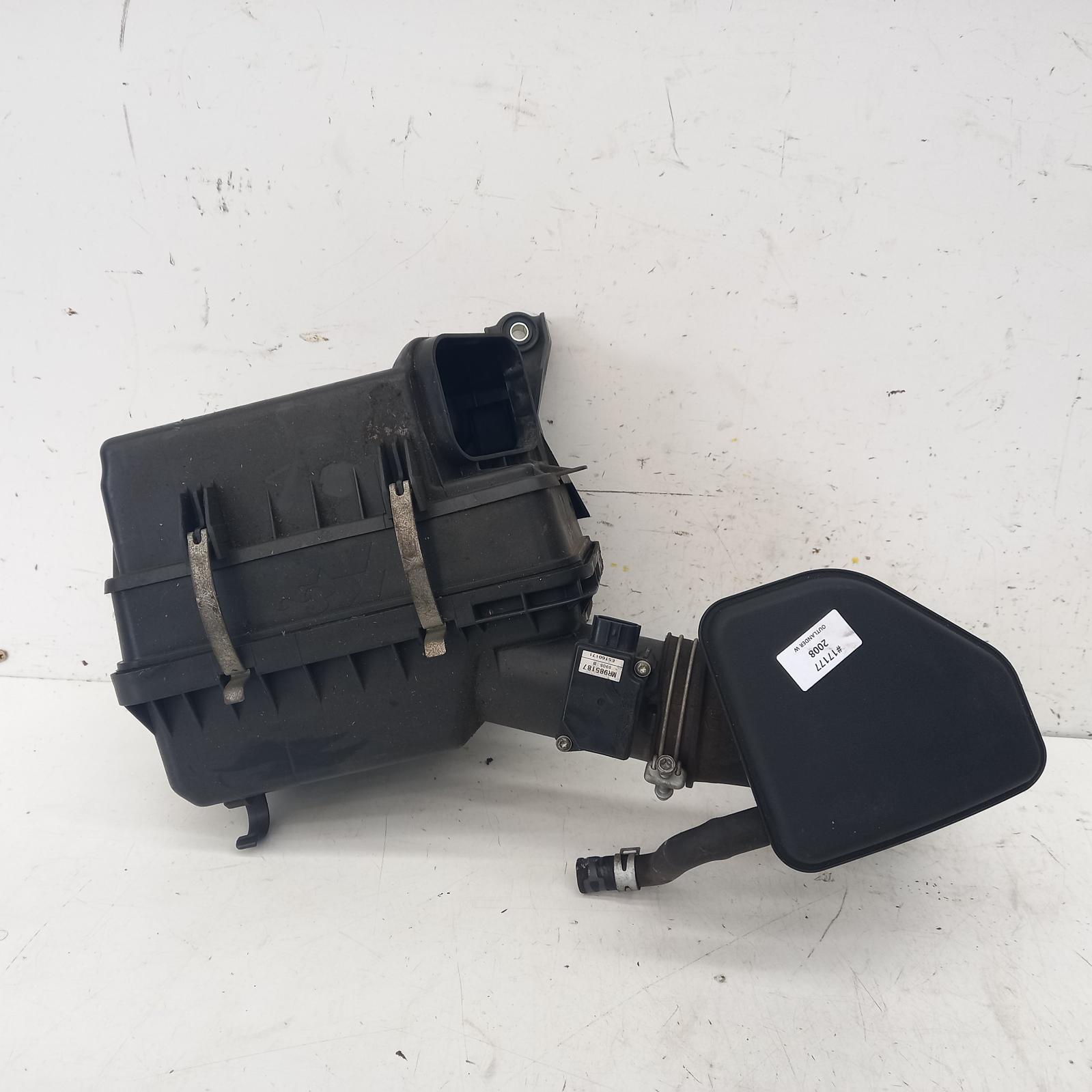View Auto part Air Cleaner/Box Mitsubishi Outlander 2008
