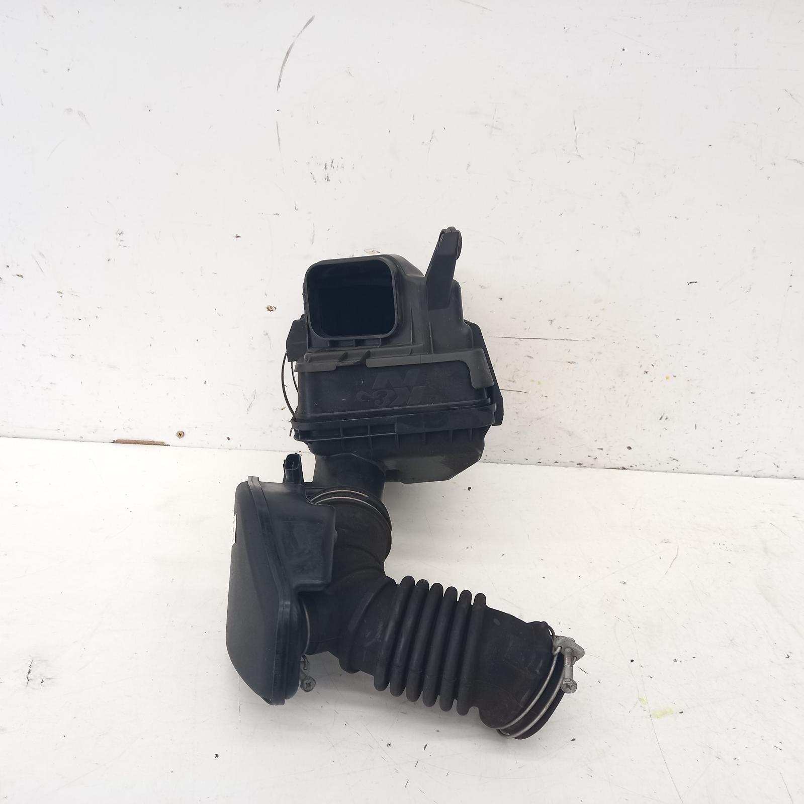 View Auto part Air Cleaner/Box Mitsubishi Outlander 2008