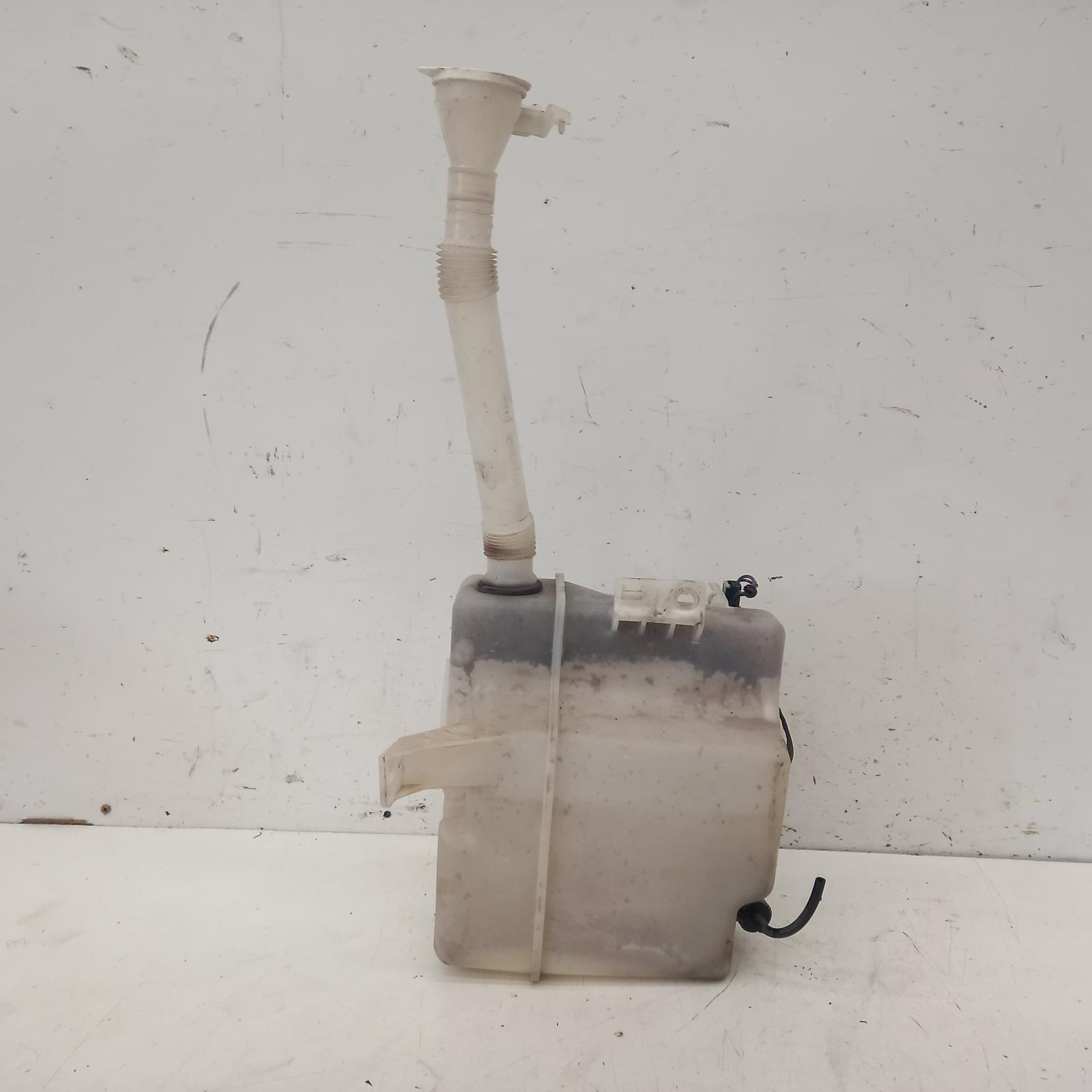 View Auto part Washer Bottle Mitsubishi Outlander 2008