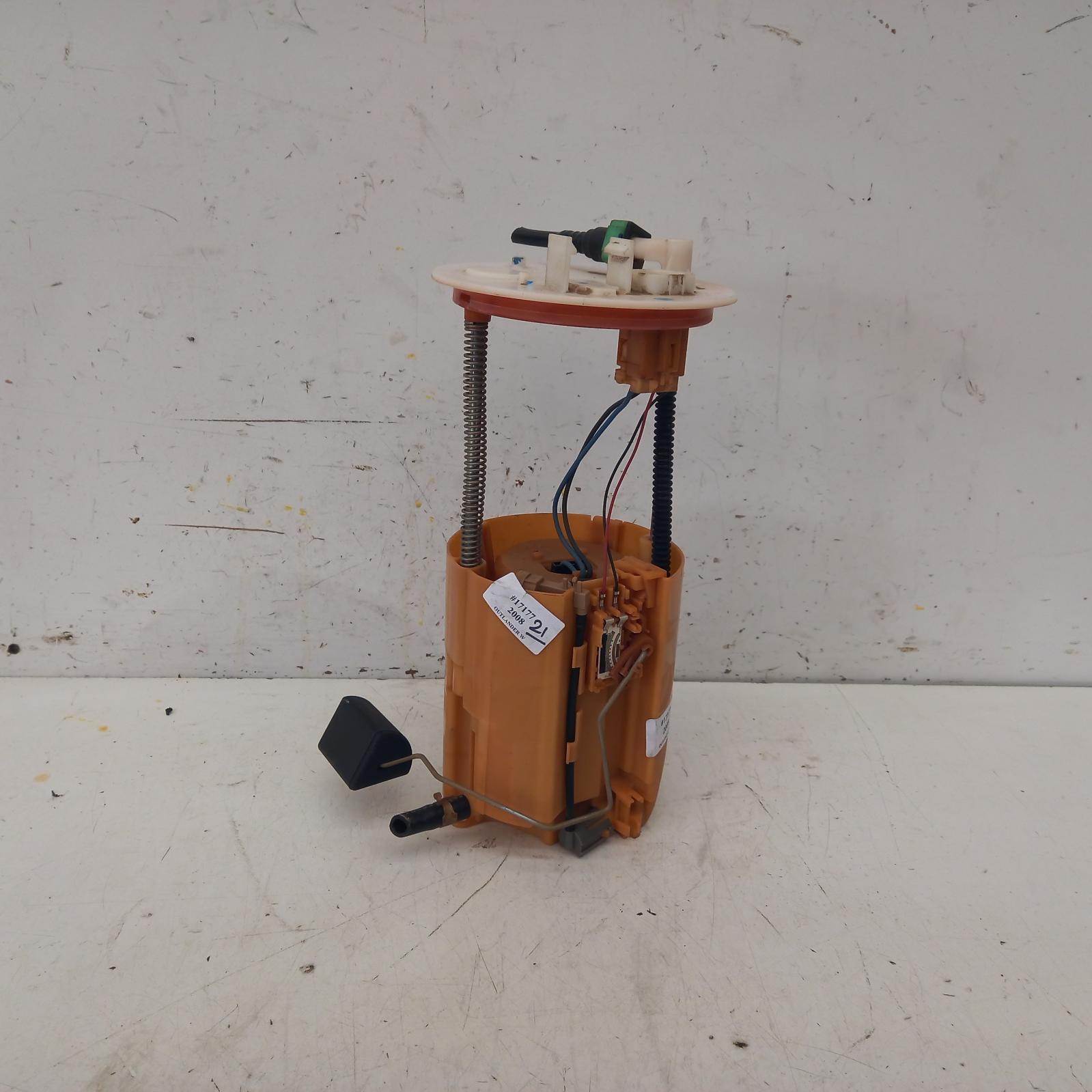 View Auto part Fuel Pump Mitsubishi Outlander 2008