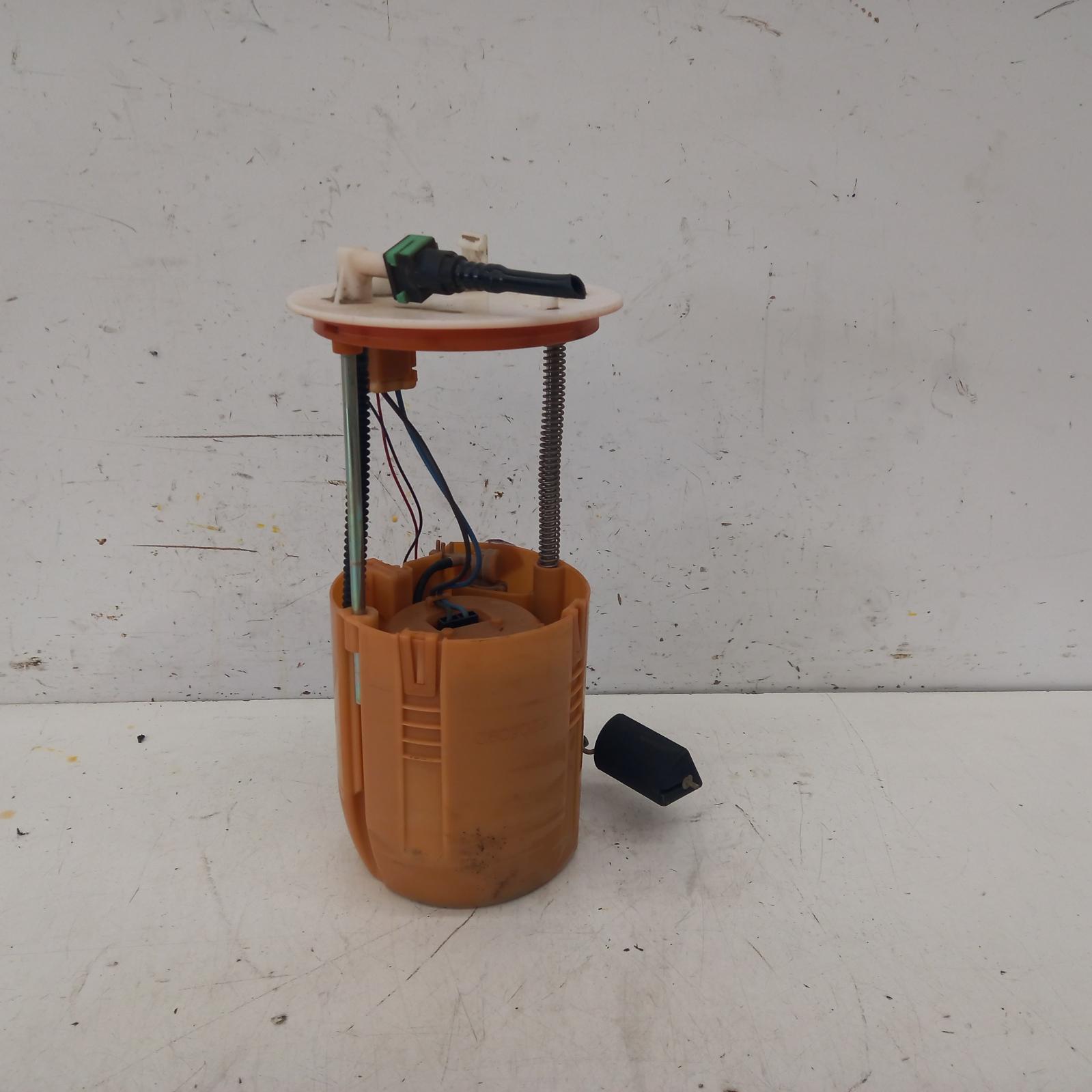 View Auto part Fuel Pump Mitsubishi Outlander 2008