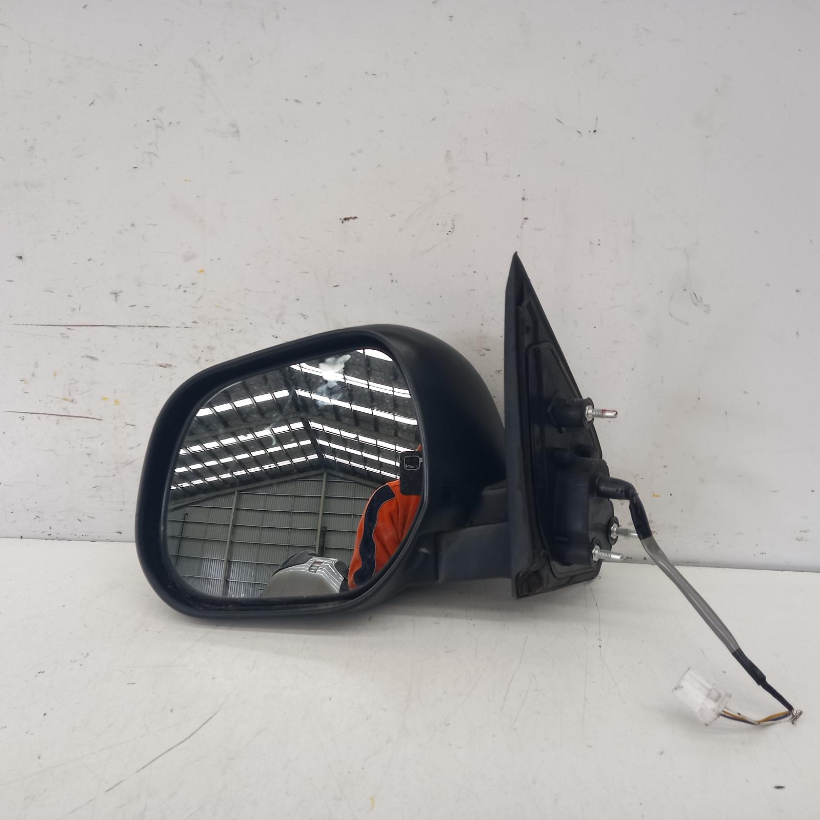 2008 Mitsubishi Outlander Left Door Mirror View Auto part Left Door Mirror Mitsubishi Outlander 2008