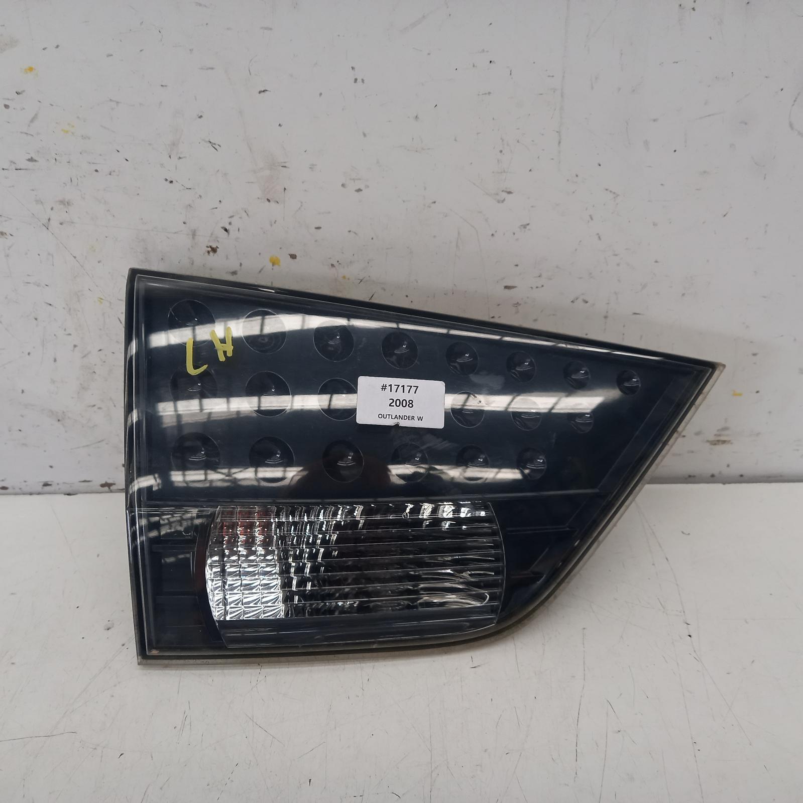 2008 Mitsubishi Outlander Rear Garnish View Auto part Rear Garnish Mitsubishi Outlander 2008