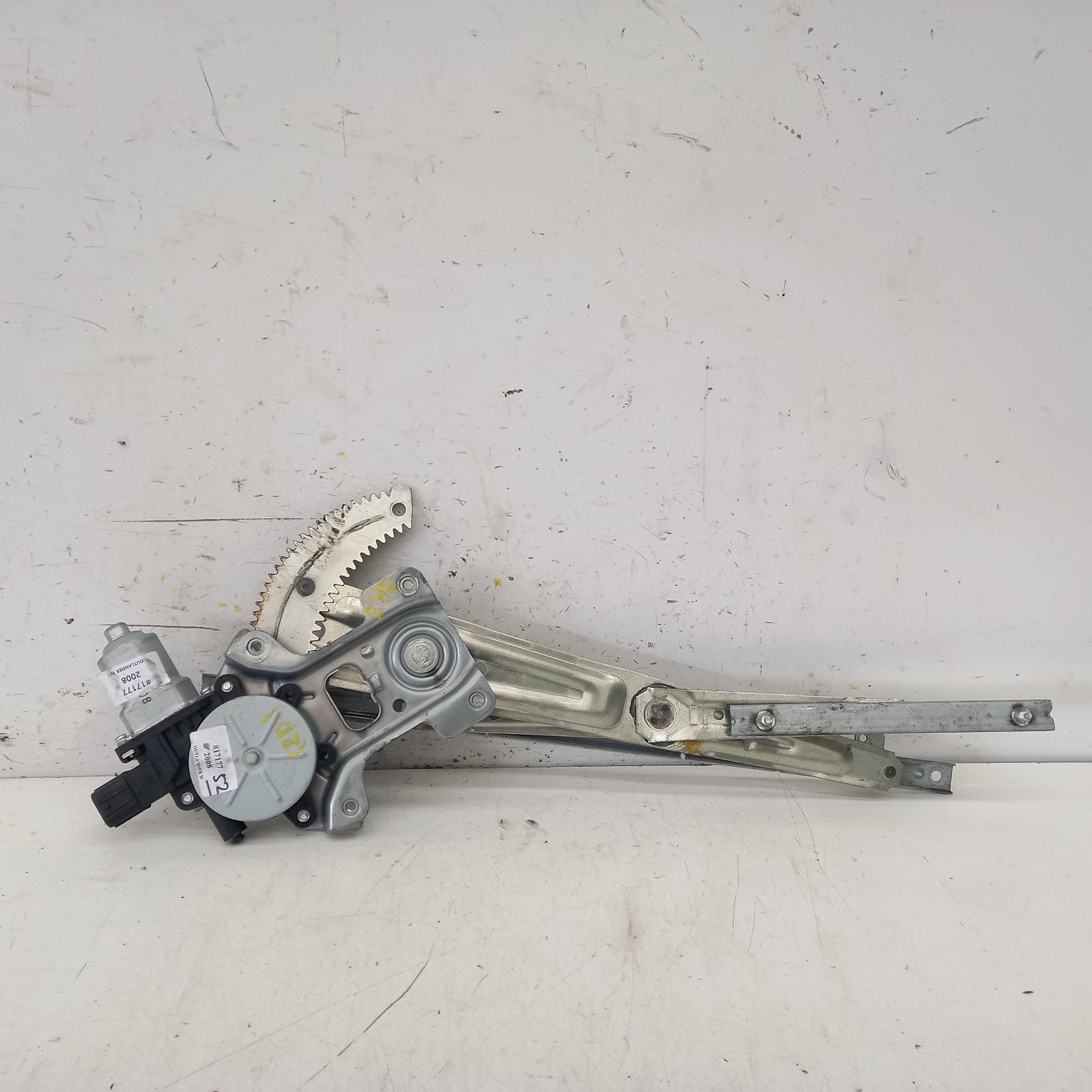 2008 Mitsubishi Outlander Right Front Window Reg/Motor View Auto part Right Front Window Reg/Motor Mitsubishi Outlander 2008