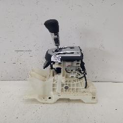 View Auto part Gear Stick/Shifter Mitsubishi Outlander 2008