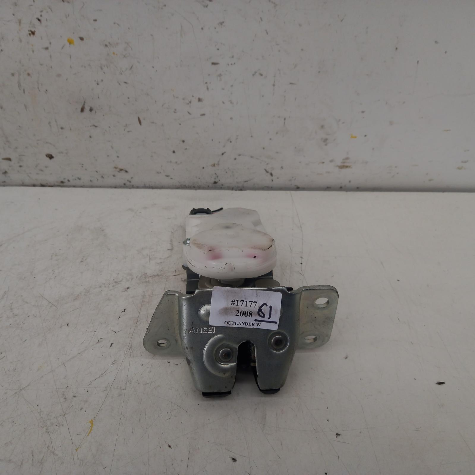2008 Mitsubishi Outlander Door/Boot/Gate Lock View Auto part Door/Boot/Gate Lock Mitsubishi Outlander 2008
