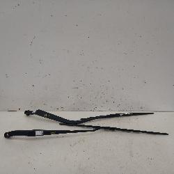 View Auto part Wiper Arm Mitsubishi Outlander 2008