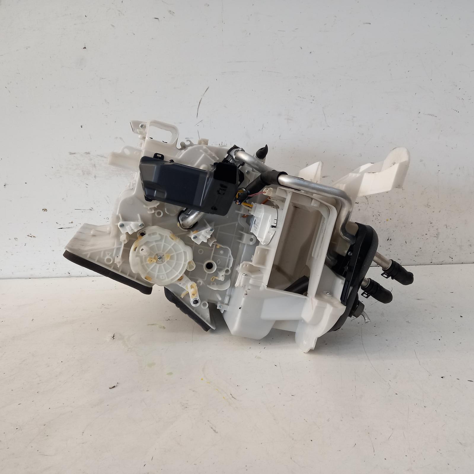 View Auto part Heater Core/Box Mazda 3 2015