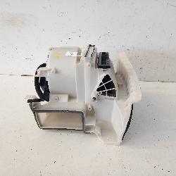 View Auto part Heater Fan Motor Mazda 3 2015