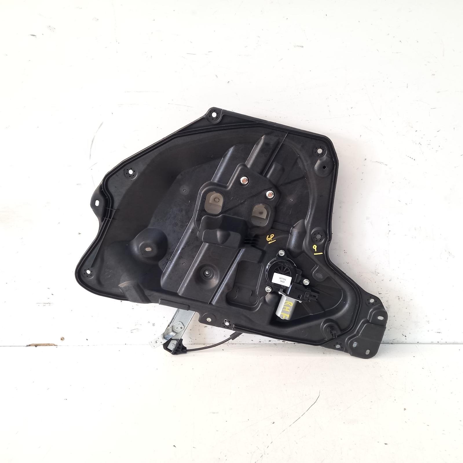 View Auto part Right Front Window Reg/Motor Mazda 3 2015